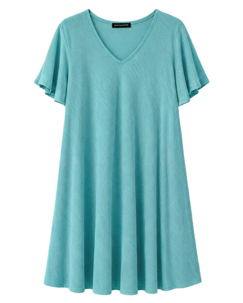 Vestido Bies: vestido de fiesta para mujer real low cost en color turquesa, de corte evasé con cuello en pico y mangas cortas fluidas estilo capa de Quiles_Shop.