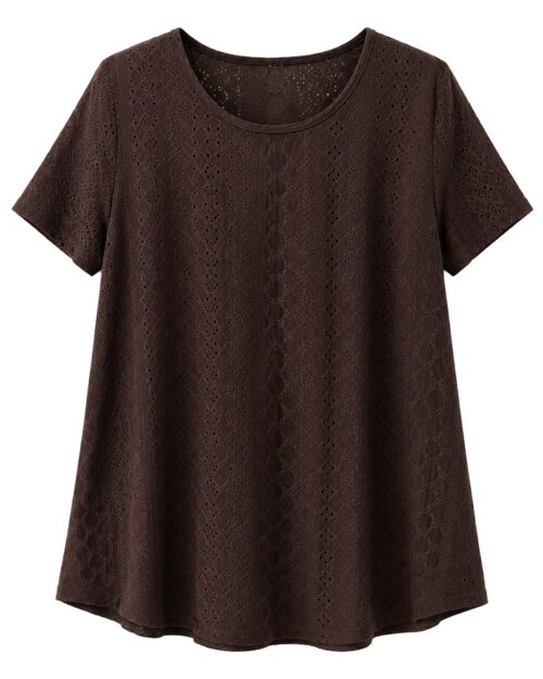 Camiseta Cala: camiseta suelta de corte en A de punto calado de viscosa para mujeres reales de tallas curvy con cuello redondo, manga corta elástica y bajo redondeado de Quiles_Shop.