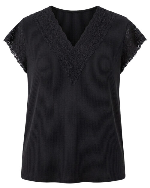 Camiseta Crucero: camiseta de punto de viscosa elástica para mujeres reales de tallas curvy con escote en pico adornado con encaje y manga corta calada de Quiles_Shop.