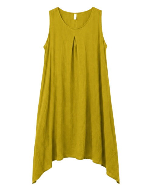 Vestido Ibiza: vestido largo sin mangas de tejido fluido con efecto lino para mujeres reales de tallas curvy con escote redondo, pliegue central delantero, prácticos bolsillos laterales y bajo asimétrico de Quiles_Shop.