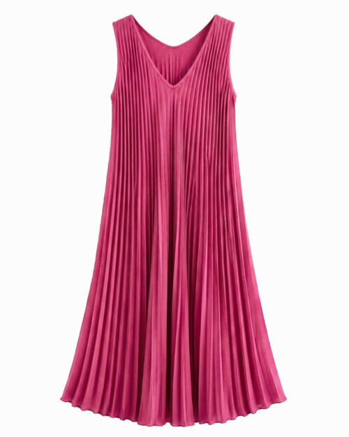 Vestido Plisado: vestido midi de tejido suelto con pliegues para mujeres reales de tallas curvy con escote en pico, diseño sin mangas y corte en diagonal de Quiles_Shop.
