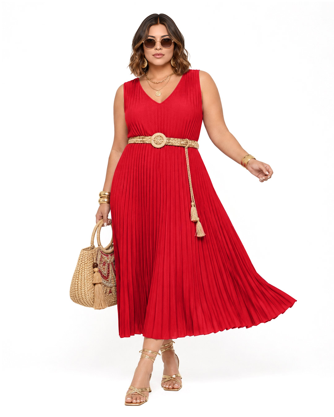 Vestido Plisado: vestido midi de tejido suelto con pliegues para mujeres reales de tallas curvy con escote en pico, diseño sin mangas y corte en diagonal de Quiles_Shop.