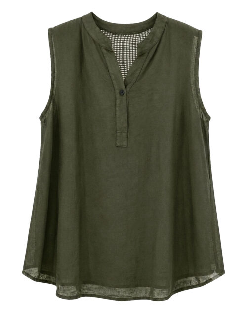 Blusa Fiyi: blusa de vestir color verde sin mangas con canesú superior de rejilla calada en tejido fluido de Quiles_Shop.