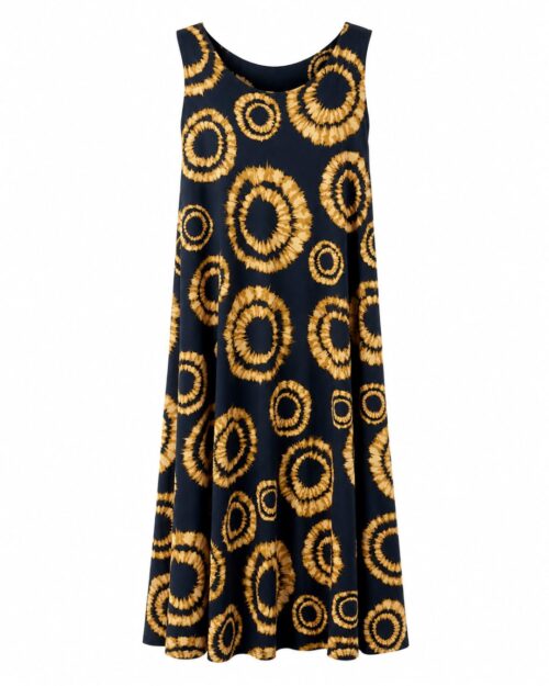 Vestido Zen: vestido largo de tirantes anchos en licra fría con estampado de rosetones en verde y fondo claro de Quiles_Shop (Imagen generada por IA).