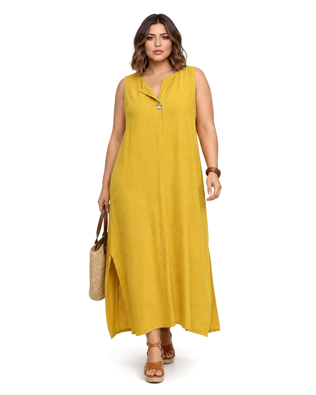 Vestido Tardeo: vestido largo en viscosa fluida con escote en V, botón decorativo central y abertura lateral de Quiles_Shop (Imagen generada por IA).