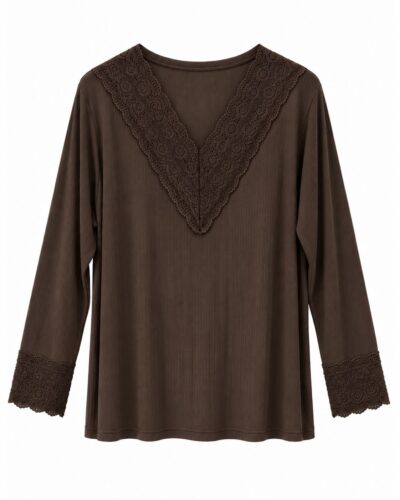 Camiseta encaje chocolate con tejido canalé, escote en V de encaje y manga larga con puños de encaje