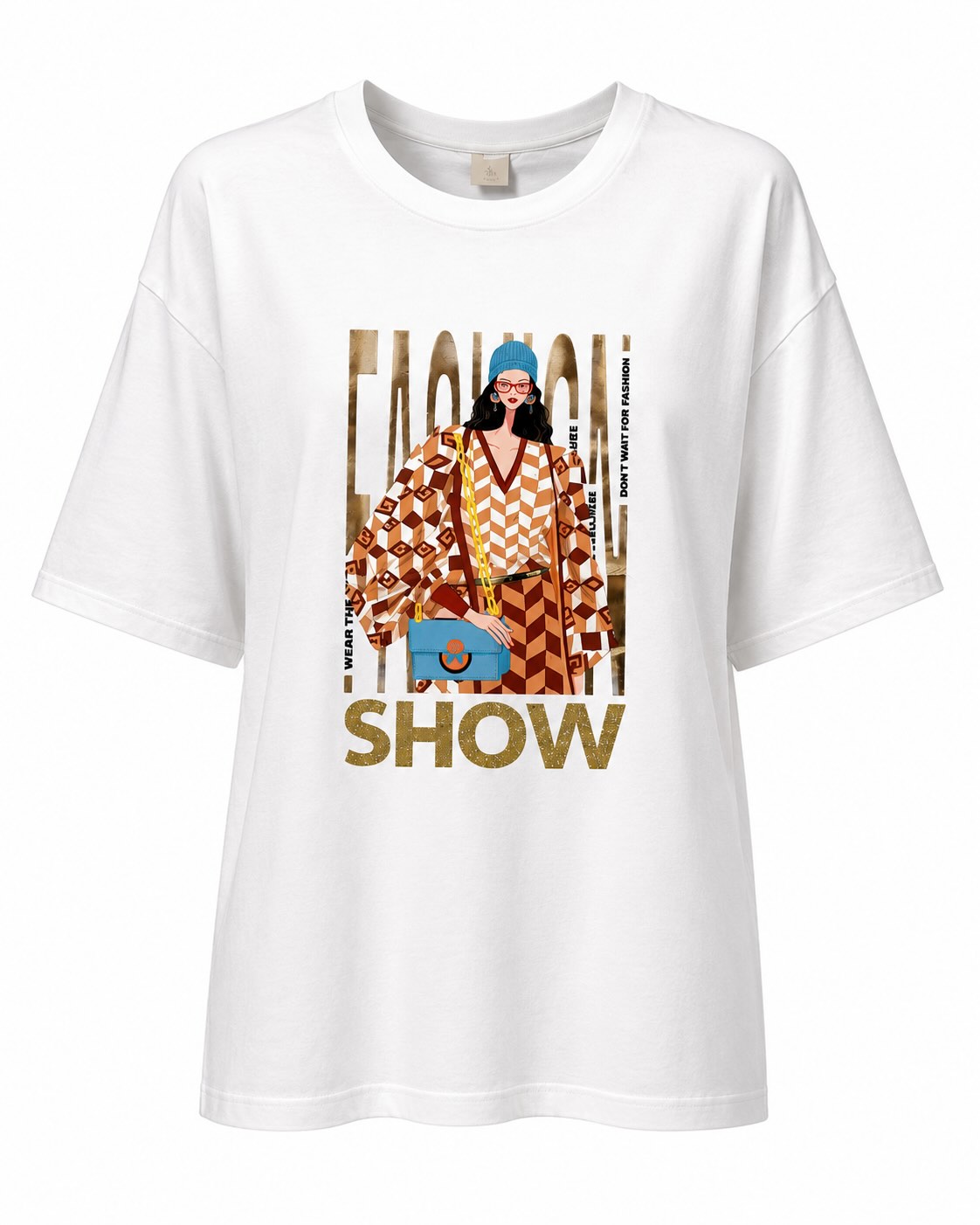 delantero camiseta oversize reina de la moda blanca con estampado fashion