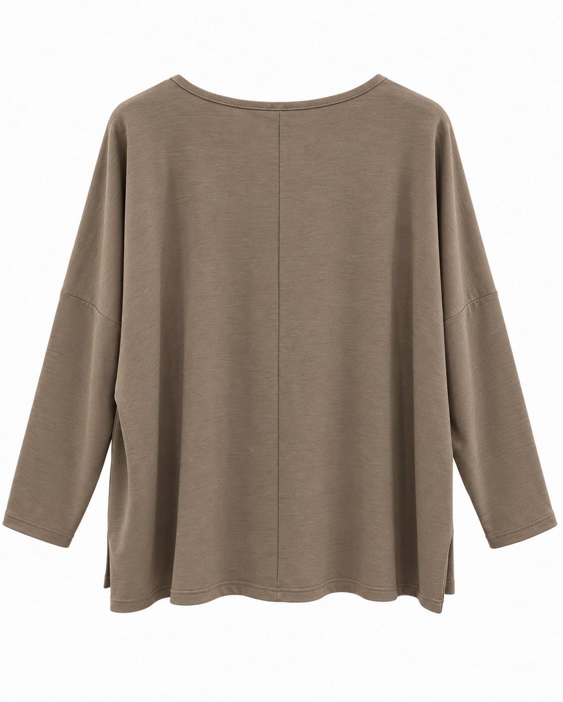 Camiseta Satin topo curvy vista de espalda con corte amplio y caída fluida