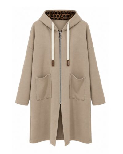 Chaqueta beige con capucha, detalle de leopardo, cremallera y bolsillos delanteros