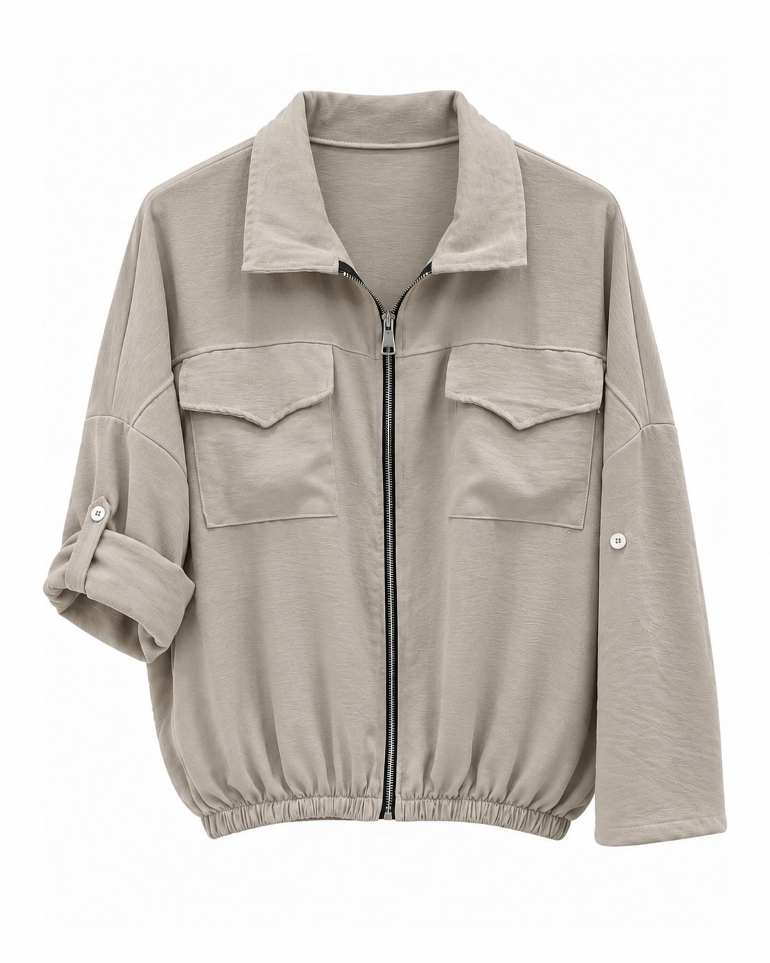 Chaqueta cargo beige de mujer curvy con cremallera y bolsillos delanteros