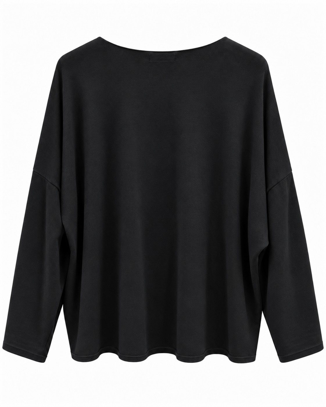 Jersey lazo negro curvy vista de espalda con manga larga y silueta amplia