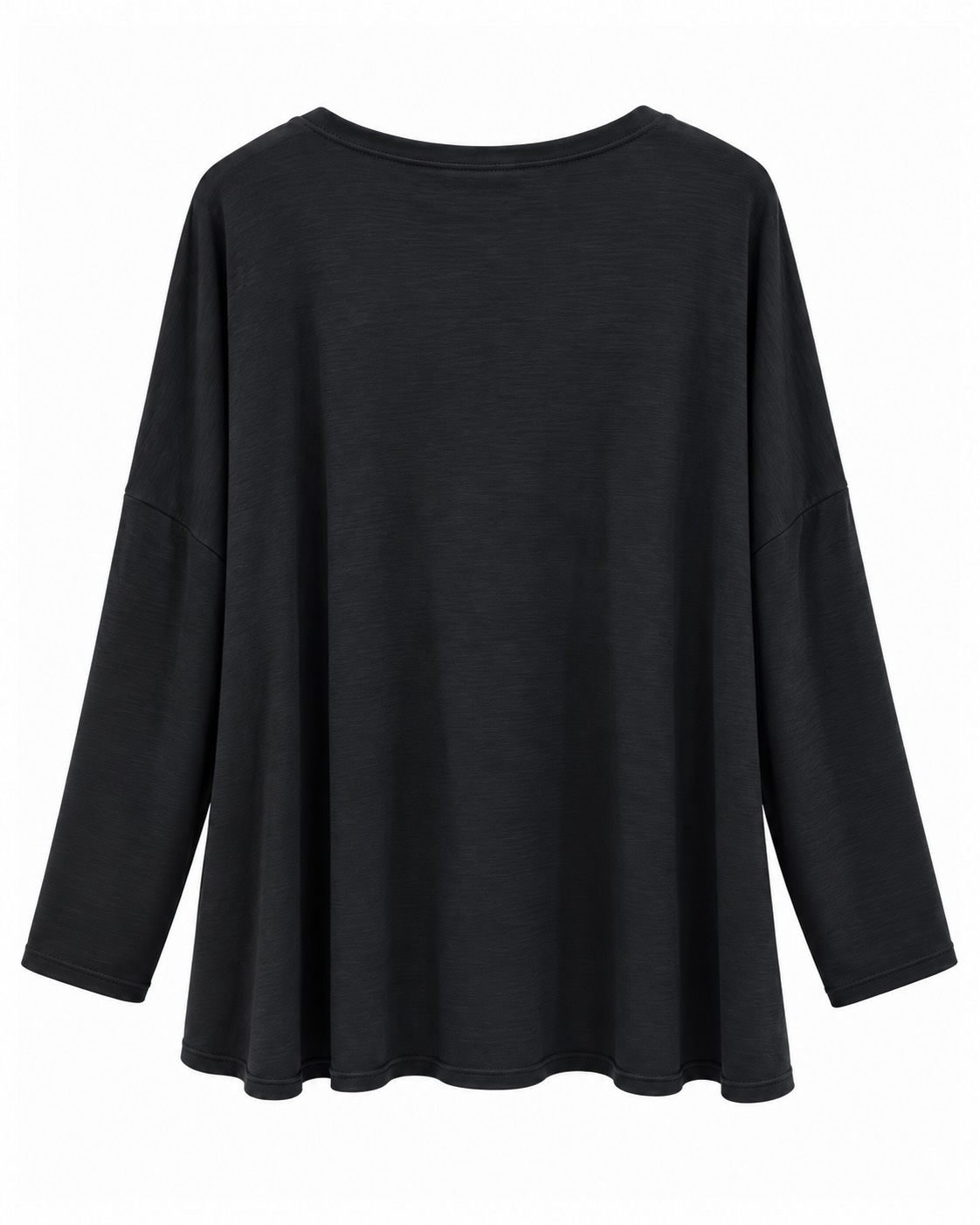 Jersey lencero negro curvy vista de espalda con manga larga y caída amplia