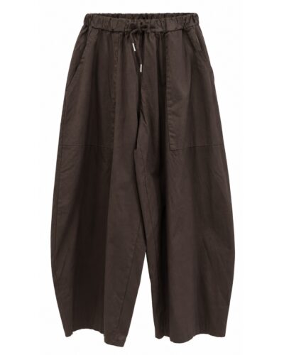 Pantalón barrel chocolate de mujer curvy en algodón con cintura elástica, cordón ajustable, bolsillos y pernera efecto globo