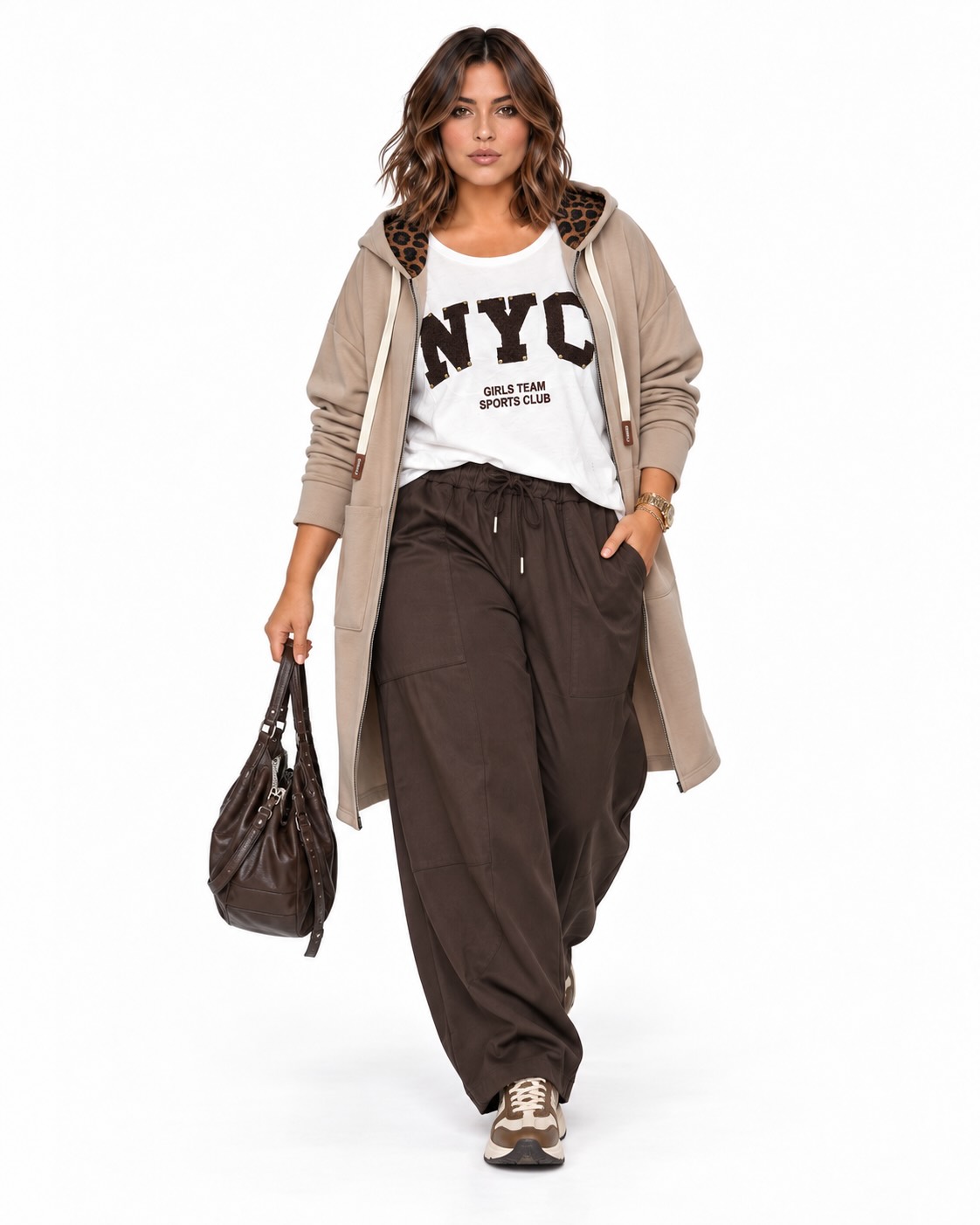 Look completo Pantalón barrel chocolate de mujer curvy en algodón con cintura elástica, cordón ajustable, bolsillos y pernera efecto globo