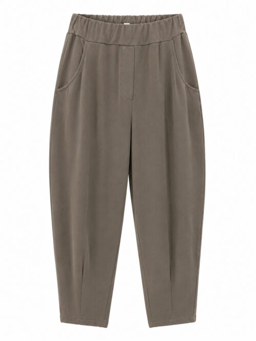 Pantalón carrot topo con cintura elástica y bolsillos delanteros