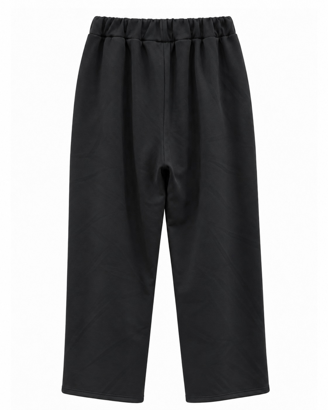 Pantalón jogger casual negro de mujer curvy con cintura elástica visto de espalda