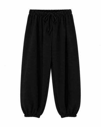 Pantalón jogger negro con cintura elástica, cordón ajustable y bajos elásticos