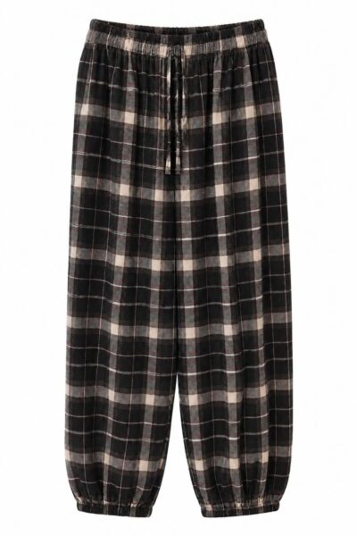 Delantero pantalón marrón de cuadros escoceses con cintura y bajos elásticos.