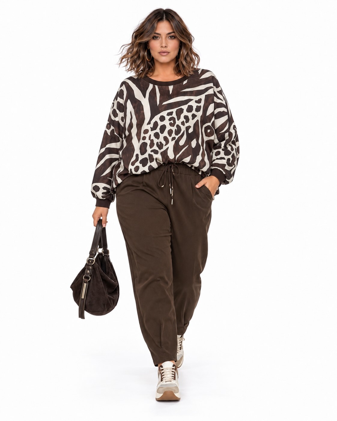 Look completo Sudadera casual animal print chocolate con estampado combinado, cuello redondo, manga larga y bajo ajustable