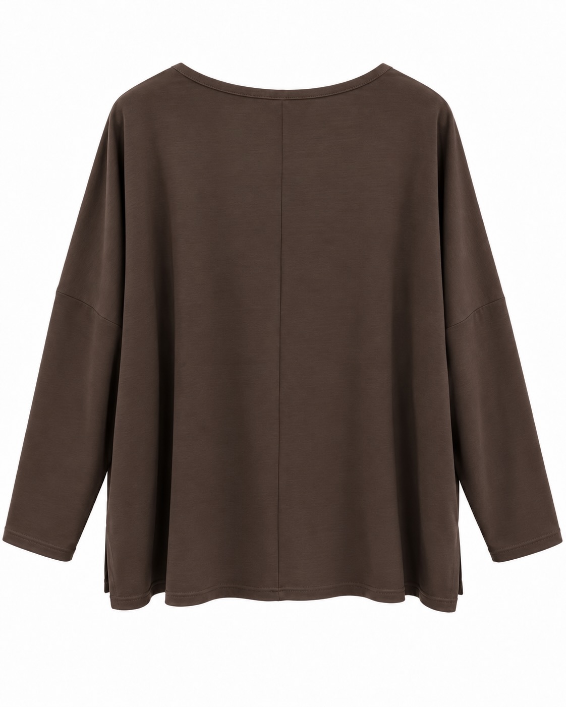 Camiseta Satin chocolate mujer vista de espalda con manga larga y corte amplio