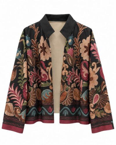 Chaqueta boho print negra con estampado floral y tejido efecto ante suave