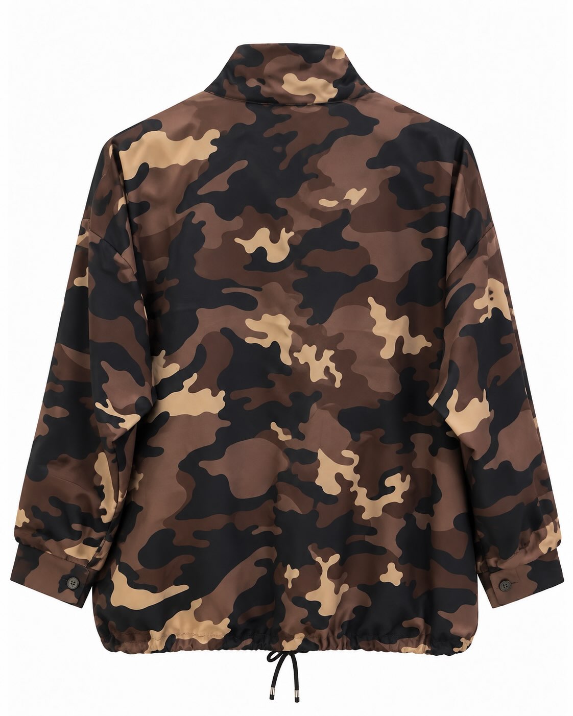 Chaqueta camuflaje marrón vista de espalda con estampado militar y corte amplio