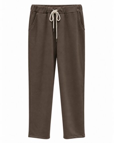 Jogger Urban chocolate con cintura elástica, cordón crudo y bolsillos laterales
