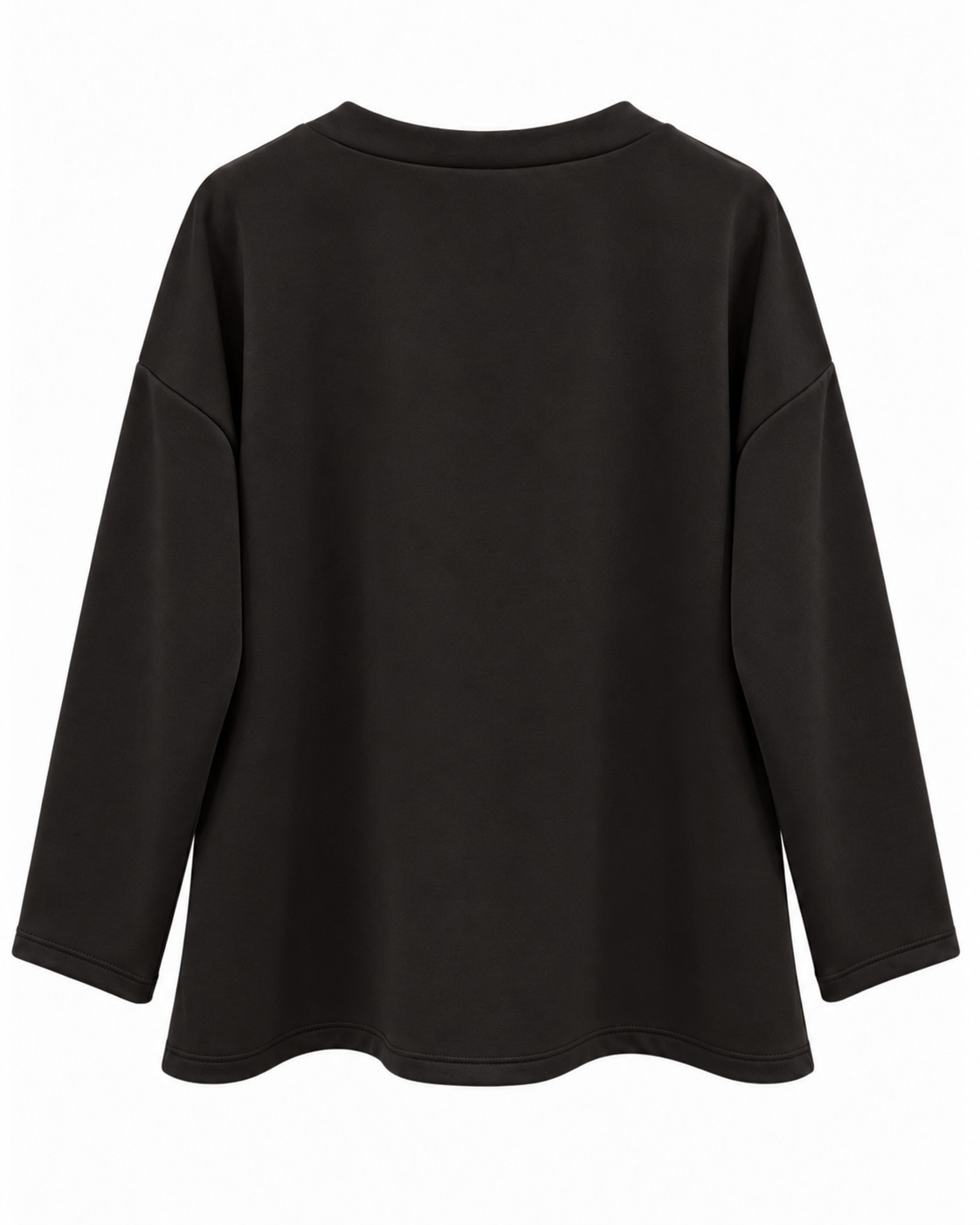 Sudadera estrella negra mujer vista de espalda con manga larga y corte amplio